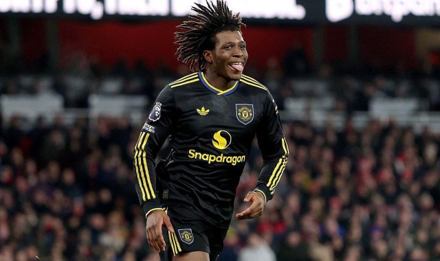 天博体育官网首页-开挂被封了，多古近8场3球2助预计将缺席曼联剩下一半比赛